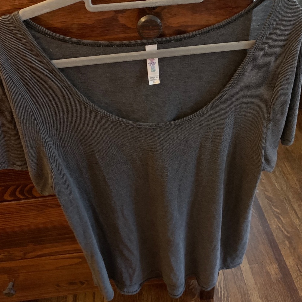 Lularoe striped black & gray Classic tee